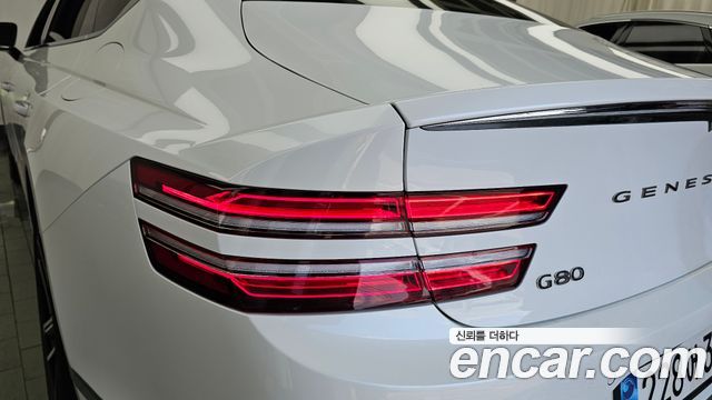 Genesis G80 (RG3) Gasoline 2.5 Turbo AWD 2025 — фото 23