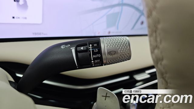 Genesis G80 (RG3) Gasoline 2.5 Turbo AWD 2025 — фото 30