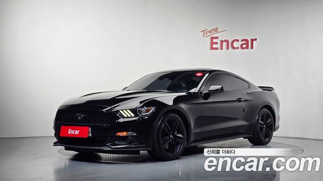 Ford Mustang Coupe