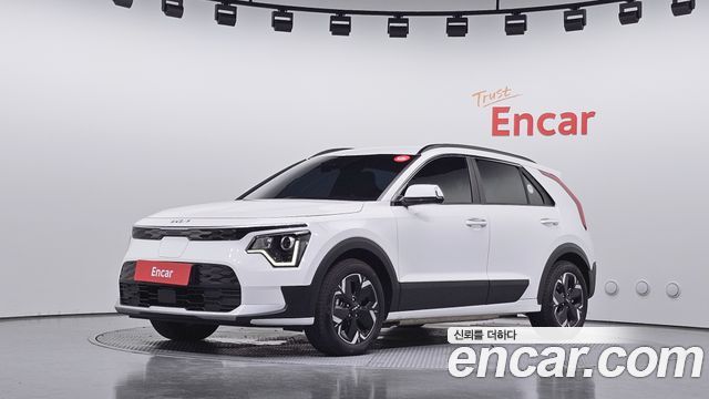 Kia Niro EV Air 2024 — фото 1