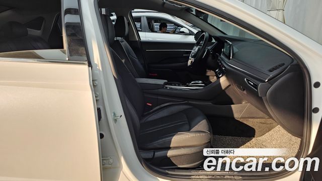Hyundai Sonata (DN8) 2.0 Premium Plus 2022 — фото 11