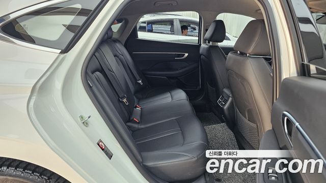 Hyundai Sonata (DN8) 2.0 Premium Plus 2022 — фото 12