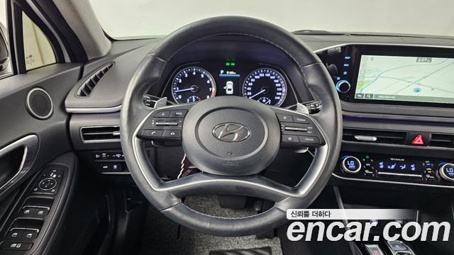 Hyundai Sonata (DN8) 2.0 Premium Plus 2022 — фото 13
