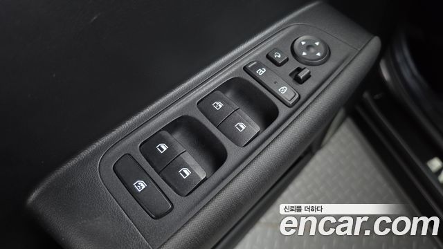 Hyundai Casper The Essential 2023 — фото 27