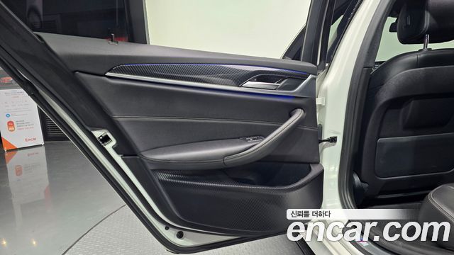 BMW 5 Series (G30) 530i M Sport Package 2018 — фото 25
