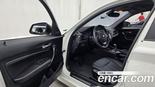 BMW 1 Series (F20) 118d Urban Pack1 5Dr 2014 — фото 10