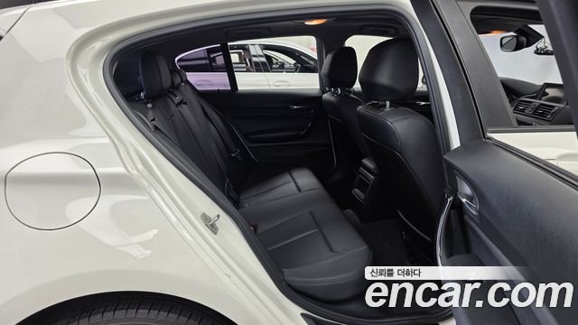 BMW 1 Series (F20) 118d Urban Pack1 5Dr 2014 — фото 16
