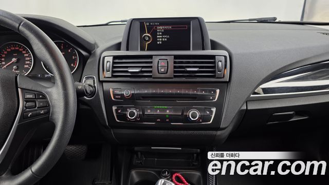BMW 1 Series (F20) 118d Urban Pack1 5Dr 2014 — фото 18