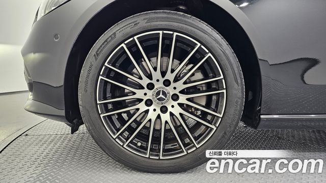 Mercedes-Benz C-Class (W206) C200 Avantgarde 2024 — фото 5