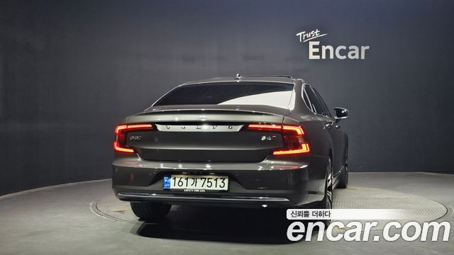 Volvo S90 B6 AWD Ultimate Bright 2024 — фото 4