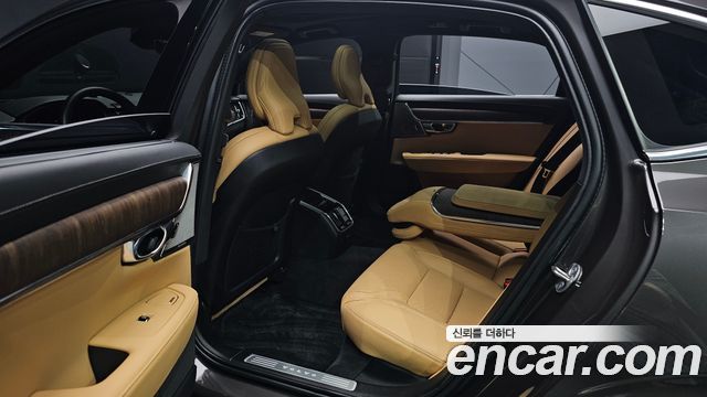 Volvo S90 B6 AWD Ultimate Bright 2024 — фото 15