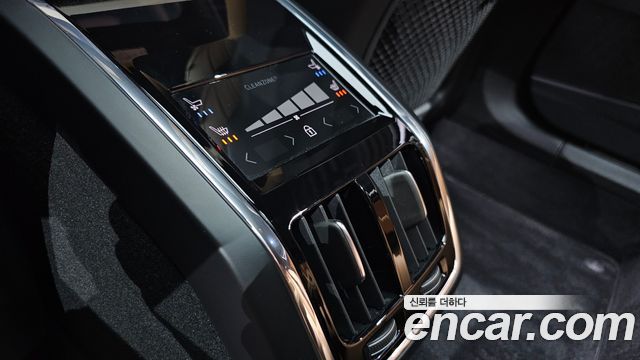 Volvo S90 B6 AWD Ultimate Bright 2024 — фото 23