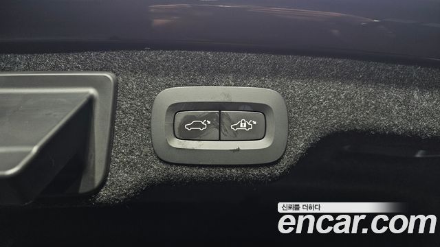 Volvo S90 B6 AWD Ultimate Bright 2024 — фото 24
