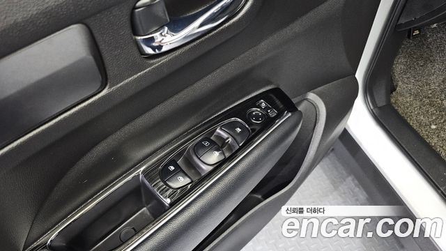 Renault Korea QM6 Gasoline 2WD LE 2019 — фото 31