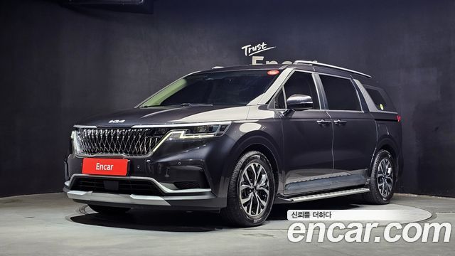 Kia Carnival (IV) Gasoline 9-Seater Prestige 2023 — фото 1