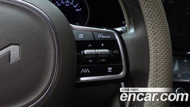 Kia Carnival (IV) Gasoline 9-Seater Prestige 2023 — фото 17