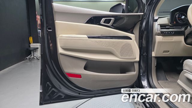 Kia Carnival (IV) Gasoline 9-Seater Prestige 2023 — фото 24