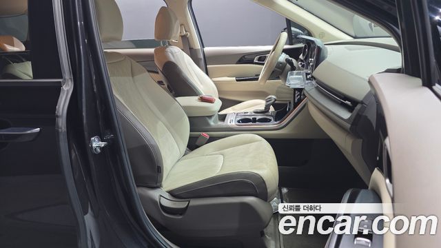Kia Carnival (IV) Gasoline 9-Seater Prestige 2023 — фото 26