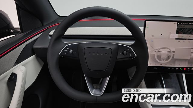 Tesla Model Y L Long Range AWD 2026 — фото 13