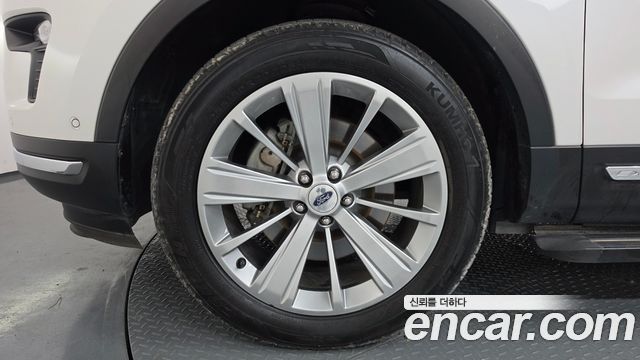 Ford Explorer 2.3 Limited 4WD 5th 2018 — фото 5