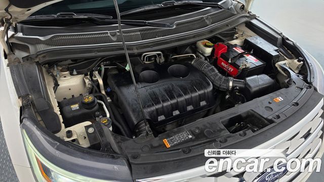 Ford Explorer 2.3 Limited 4WD 5th 2018 — фото 6
