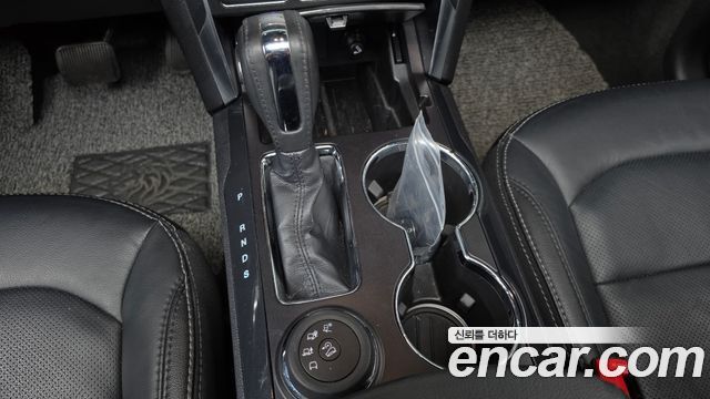 Ford Explorer 2.3 Limited 4WD 5th 2018 — фото 9