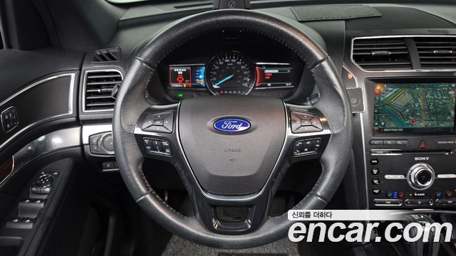 Ford Explorer 2.3 Limited 4WD 5th 2018 — фото 14