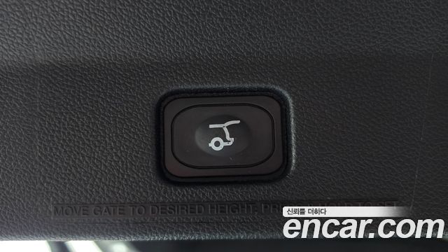 Ford Explorer 2.3 Limited 4WD 5th 2018 — фото 18
