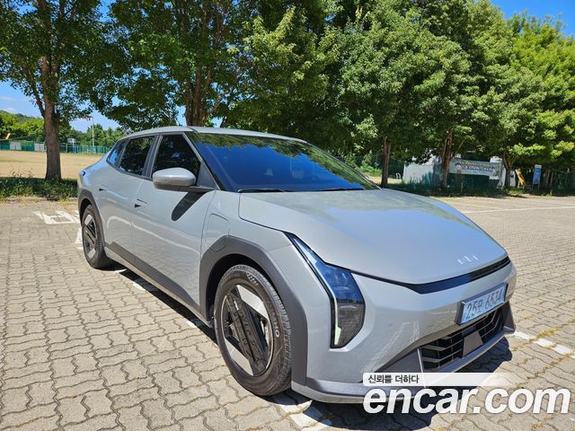 Kia EV4 Long Range 2WD Air 2026 — фото 7