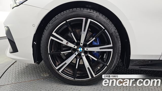 BMW 5 Series (G60) 530i xDrive M Sport 2024 — фото 5