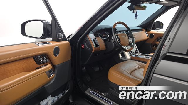 Land Rover Range Rover (IV) 4.4 SDV8 AB DIESEL 2020 — фото 10