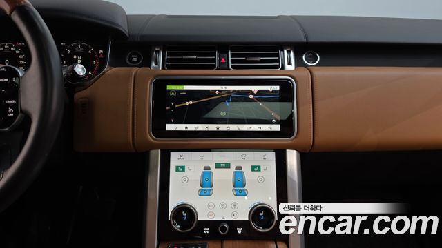 Land Rover Range Rover (IV) 4.4 SDV8 AB DIESEL 2020 — фото 13