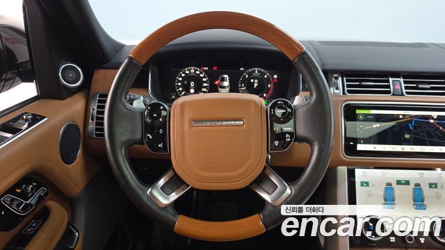 Land Rover Range Rover (IV) 4.4 SDV8 AB DIESEL 2020 — фото 14