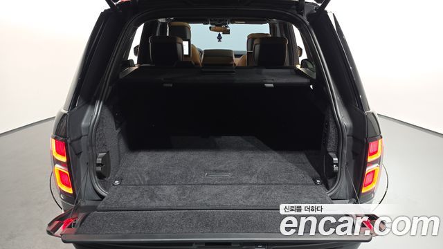 Land Rover Range Rover (IV) 4.4 SDV8 AB DIESEL 2020 — фото 18
