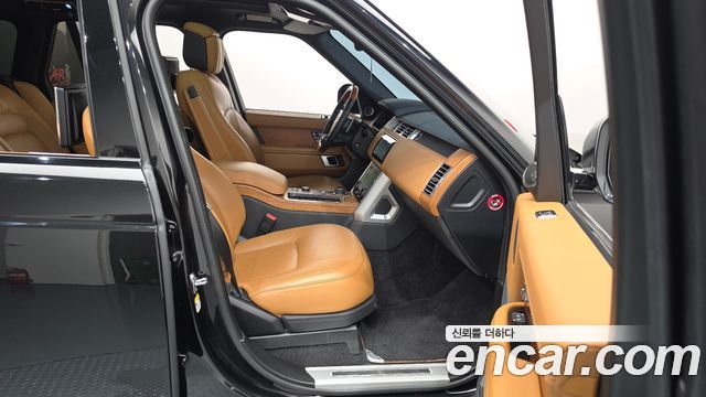 Land Rover Range Rover (IV) 4.4 SDV8 AB DIESEL 2020 — фото 26