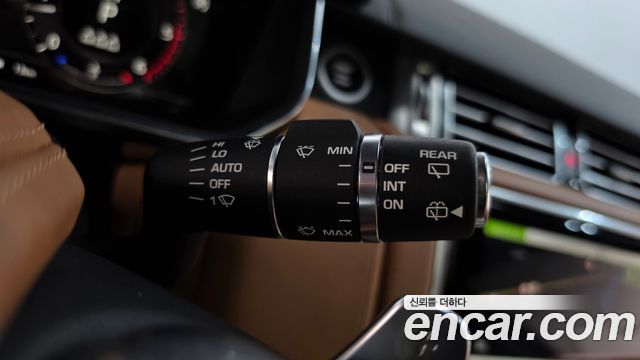 Land Rover Range Rover (IV) 4.4 SDV8 AB DIESEL 2020 — фото 30