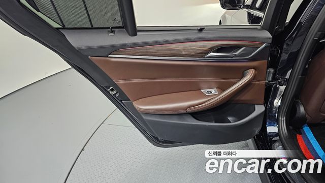 BMW 5 Series (G30) 520d M Sport Package Plus 2018 — фото 25