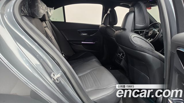 Mercedes-Benz C-Class (W206) C200 AMG Line 2025 — фото 11
