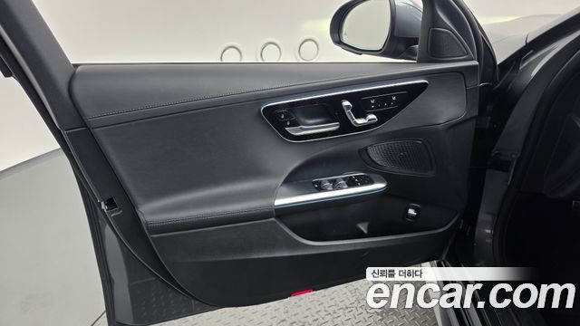 Mercedes-Benz C-Class (W206) C200 AMG Line 2025 — фото 24
