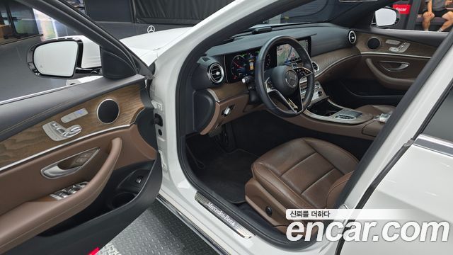 Mercedes-Benz E-Class (W213) E250 Exclusive 2021 — фото 10
