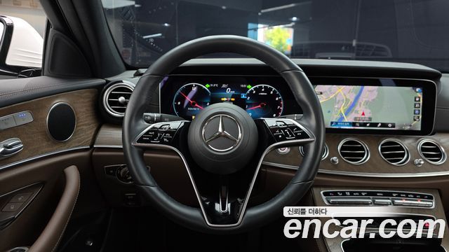 Mercedes-Benz E-Class (W213) E250 Exclusive 2021 — фото 12