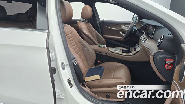 Mercedes-Benz E-Class (W213) E250 Exclusive 2021 — фото 26