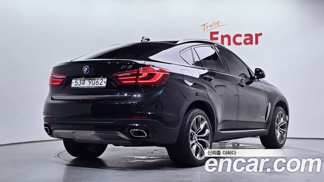 BMW X6 (F16) xDrive 40d 2017 — фото 2