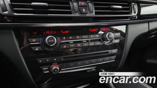 BMW X6 (F16) xDrive 40d 2017 — фото 16
