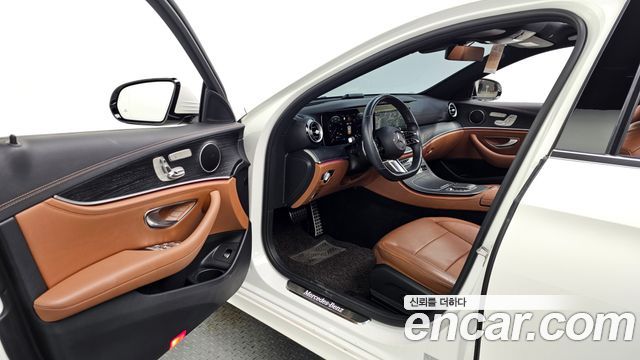 Mercedes-Benz E-Class (W213) E220d 4MATIC AMG Line 2021 — фото 10