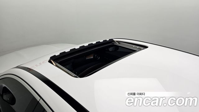 Mercedes-Benz E-Class (W213) E220d 4MATIC AMG Line 2021 — фото 19