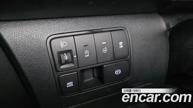 Hyundai Staria 4WD Tourer 11-Seater Modern 2023 — фото 18