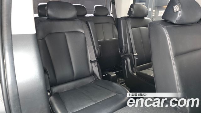 Hyundai Staria 4WD Tourer 11-Seater Modern 2023 — фото 19