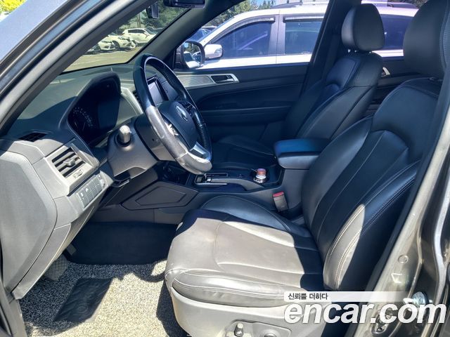 KG Mobility (SsangYong) Rexton Sports Khan Diesel 2.2 4WD Professional X (5-Link) 2019 — фото 15