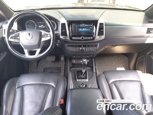 KG Mobility (SsangYong) Rexton Sports Khan Diesel 2.2 4WD Professional X (5-Link) 2019 — фото 19